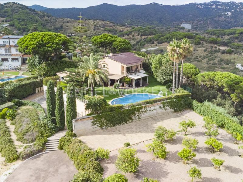 Foto bcb94c66-3841-49a9-be89-acd4c5e93f43. Casa con riscaldamento parcheggio piscina in Calella