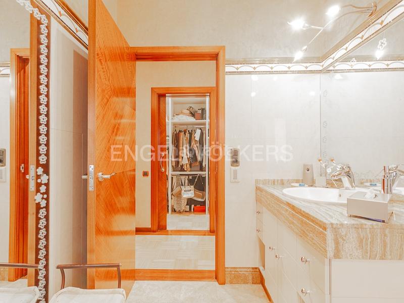 Foto cdac4673-1e83-4f6d-9e28-45308b560848. Casa con riscaldamento parcheggio piscina in Calella