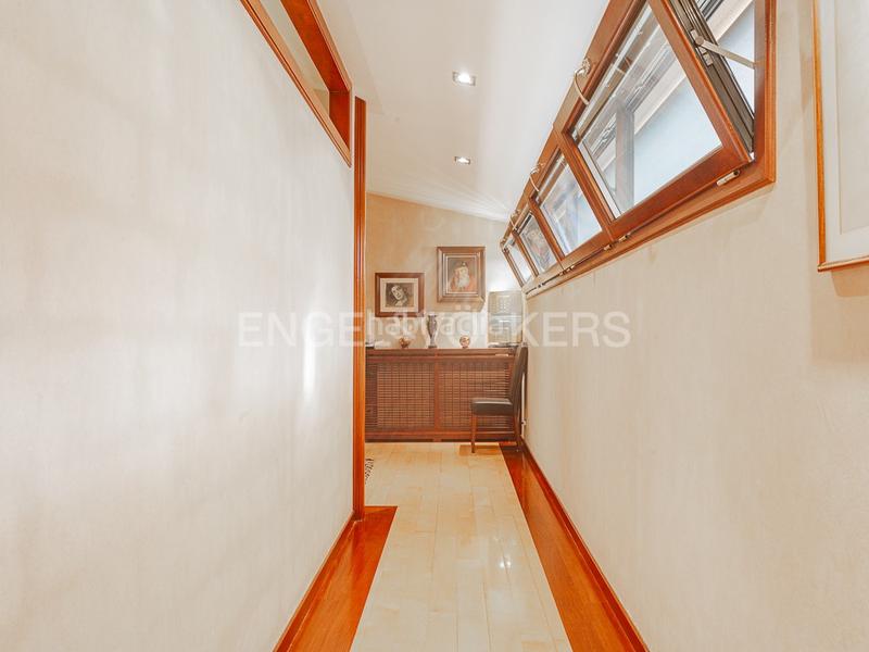 Foto d0ed8e61-1d7d-4d6f-aa0e-7289ce801dc1. Casa con riscaldamento parcheggio piscina in Calella