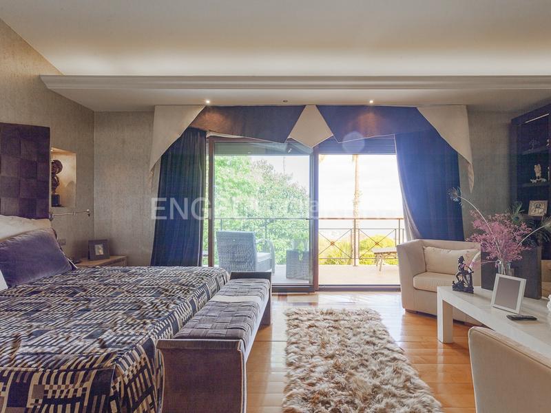 Foto f2723796-c224-4861-acb7-a336f2b22a5b. Casa con riscaldamento parcheggio piscina in Calella