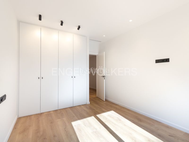 Foto 21c9fb41-e242-4bc1-91ce-3df07c47dab5. Piso apartamento reformado a estrenar al lado de francesc macià en Barcelona