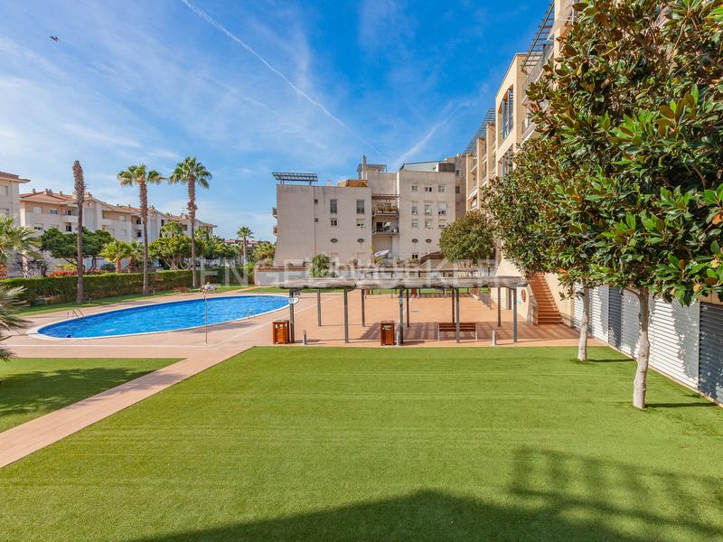 Foto ff54578a-9f95-4e78-9096-04a63ebbd15a. Zweistöckige wohnung mit heizung parking in Can Pei Sitges