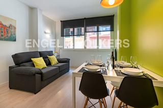 Location Appartement  Passatge de valeri serra. Precioso piso temporal en urgell