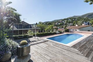 Maison à Bellamar. Gran casa en bellamar en una parcela de 1009m y 460m construidos