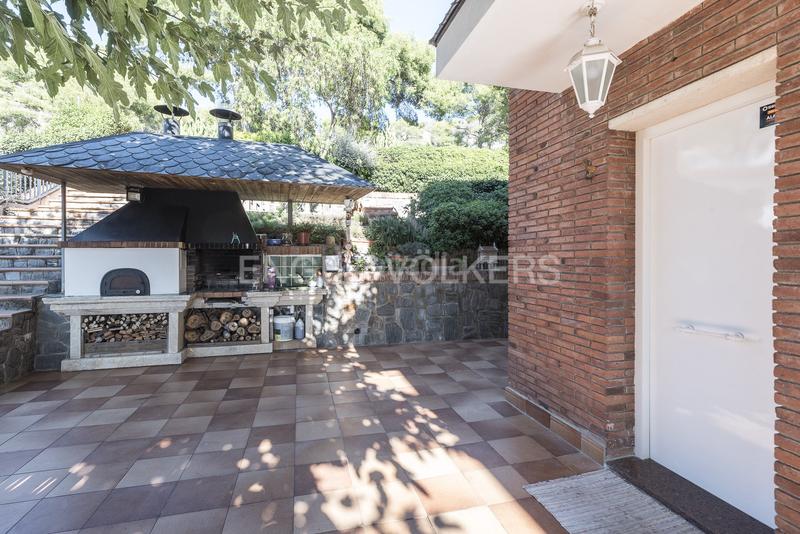 Foto 683a9196-6a5d-4786-b571-d35c0e7d042d. Casa gran casa en Bellamar en una parcela de 1009m y 460m construidos. en Castelldefels