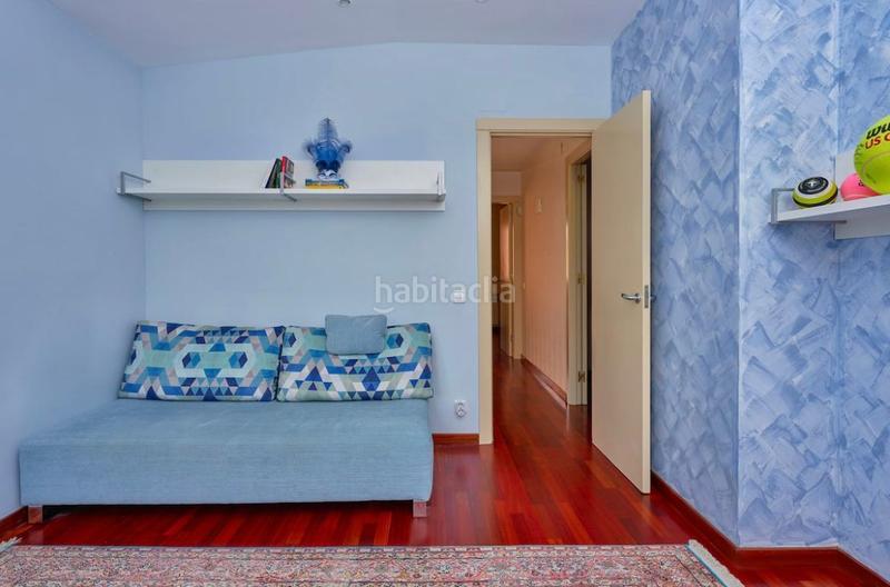 Foto 6a603276-dc1e-4080-8bf9-66bba7d00afa. Alquiler casa acogedora casa al aldo de la playa en Castelldefels