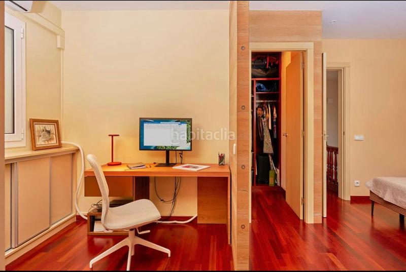 Foto 46e869c1-ac3b-40ef-9232-8fd0fa0a717b. Lloguer casa amb calefacció aparcament piscina a Castelldefels