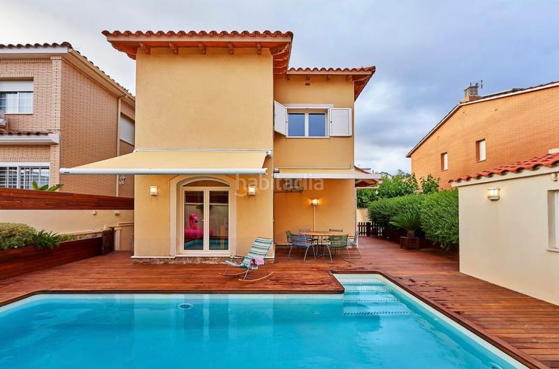 Foto 32cc8456-d513-44b2-9d37-d759c53a53e2. Miete haus mit heizung parking pool in Baixador Castelldefels