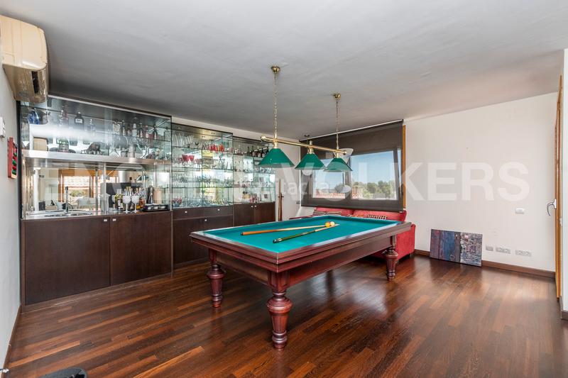 Foto 08fcdf2e-7ea7-4ff8-800c-b1f20a67843d. Haus mit heizung parking pool in Montmar Castelldefels