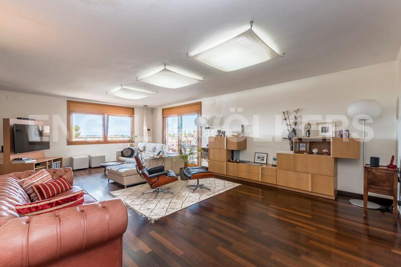 Foto a63e6805-580a-4855-bd81-8185f68d4a16. Haus mit heizung parking pool in Montmar Castelldefels