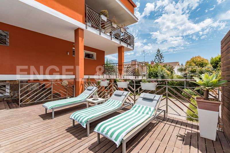 Foto e1e0027b-8519-4daa-8227-531a17eb96a5. Haus mit heizung parking pool in Montmar Castelldefels