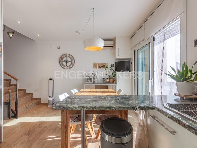 Foto 1d2b6a2d-566c-4f00-acd4-045aed1d9ffb. Maison jumelée avec chauffage parking dans Can Pantiquet Mollet del Vallès