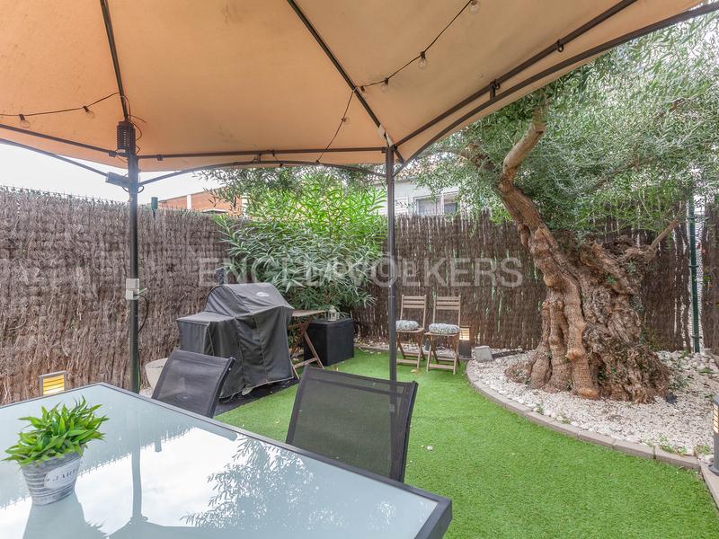 Foto 556a893c-3f6b-404c-9247-4b12bf5a8631. Maison jumelée avec chauffage parking dans Can Pantiquet Mollet del Vallès