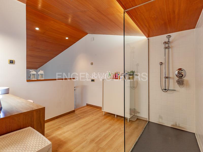 Foto 5fc30c75-4553-4c12-9d61-8a97fb31ff7d. Maison jumelée avec chauffage parking dans Can Pantiquet Mollet del Vallès