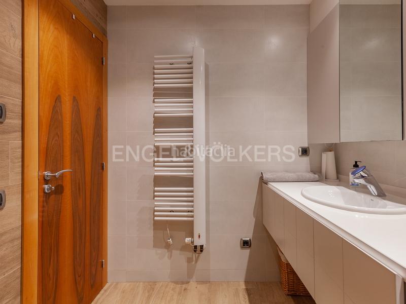 Foto 7d149e0c-8eed-4050-8671-b73f03abf4ec. Maison jumelée avec chauffage parking dans Can Pantiquet Mollet del Vallès