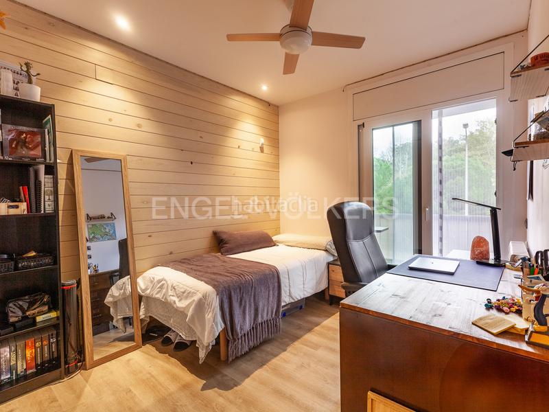 Foto b2ceeb4b-4603-4155-8c04-a59ff502ac4f. Maison jumelée avec chauffage parking dans Can Pantiquet Mollet del Vallès