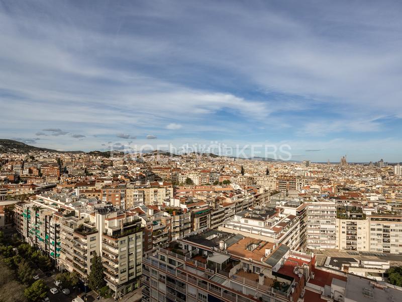 Foto 340ba40c-968f-4355-80d6-7236e03ab959. Ático  con magníficas vistas en zona diagonal en Barcelona