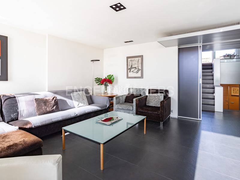 Foto 37aa088c-ffad-4f52-9376-be1bf6e1588b. Ático  con magníficas vistas en zona diagonal en Barcelona