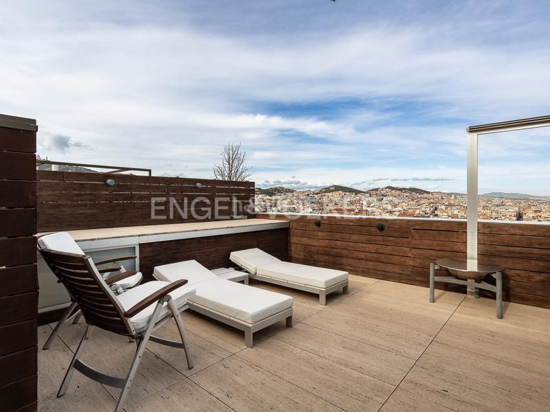 Foto 9f0f8fc1-3610-485f-b3de-a9859185a9da. Ático  con magníficas vistas en zona diagonal en Barcelona