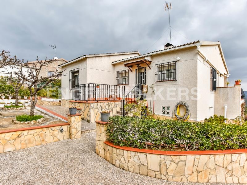 Foto a01f0b71-cbaf-44c0-8489-7c3c79fa1299. House with heating parking in Can Lloses - Can Marcer Sant Pere de Ribes