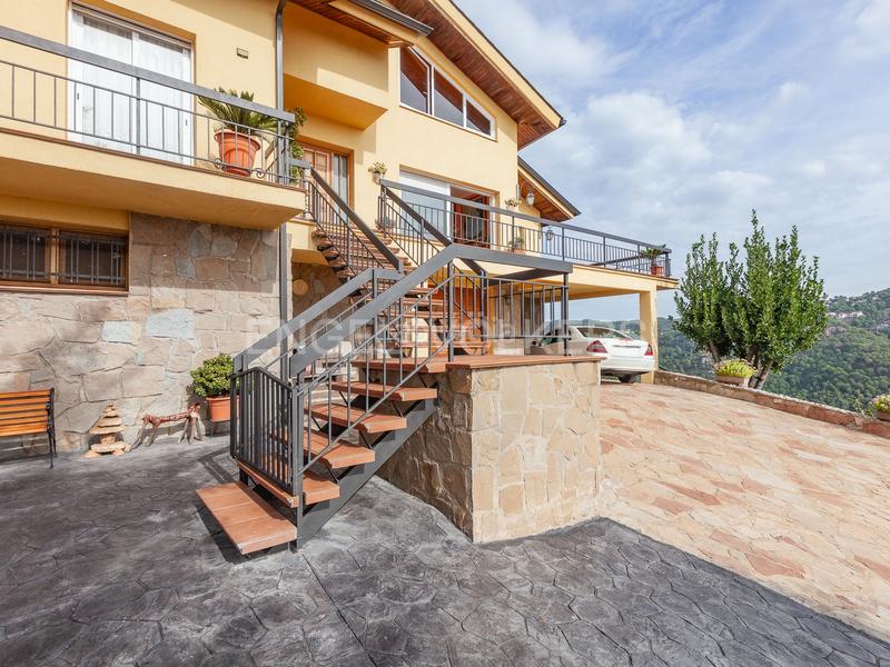 Foto 3af917f9-89a6-4252-bdb9-46dd34acef43. Casa con riscaldamento parcheggio in El Racó-Sant Feliu del Racó Castellar del Vallès