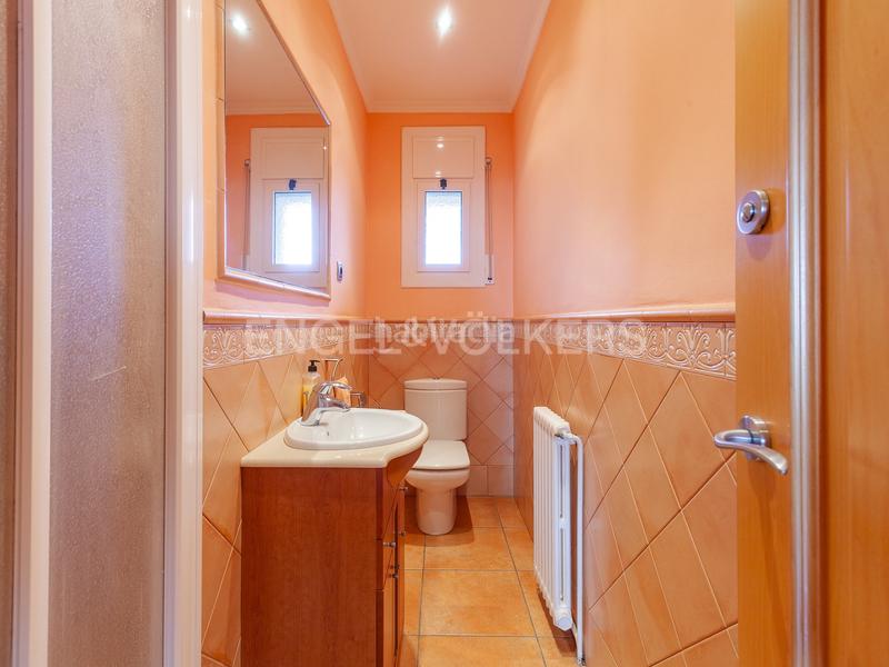 Foto f5a2cdc4-ba51-4171-ac0a-5f856a50214f. Casa con riscaldamento parcheggio in El Racó-Sant Feliu del Racó Castellar del Vallès