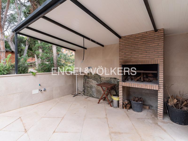 Foto 04933f92-19c3-4ae6-a8dc-918959e13941. Casa amb calefacció aparcament piscina a Tiana