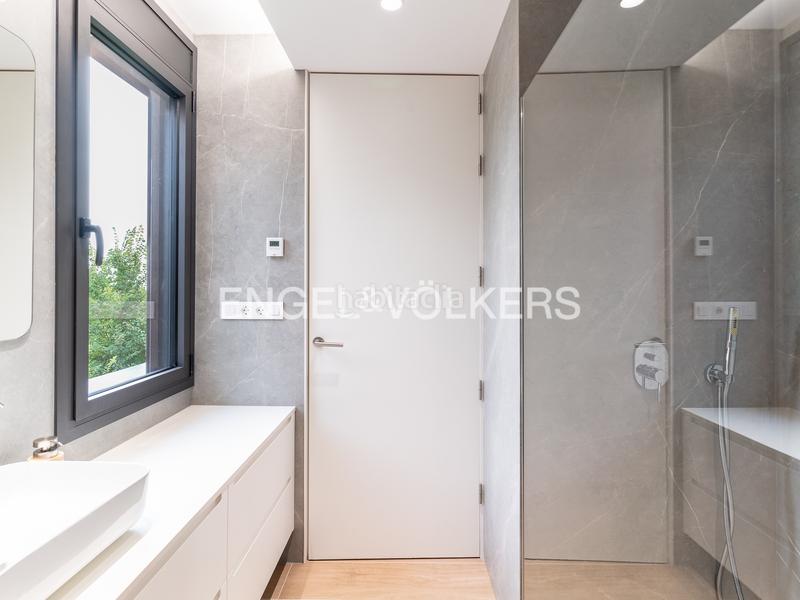 Foto 0cafe248-3667-4bce-b75e-ab43b4218e82. Casa amb calefacció aparcament piscina a Tiana