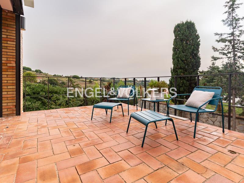 Foto 4ada96c9-305f-4193-b5a8-fe45e42fb015. Casa amb calefacció aparcament piscina a Tiana