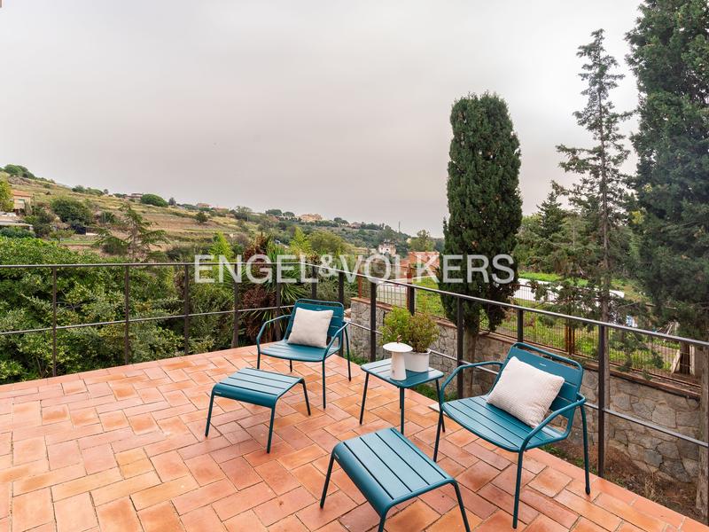 Foto 6a22b953-36cd-4a8d-8cac-aa44dbfd7142. Casa amb calefacció aparcament piscina a Tiana