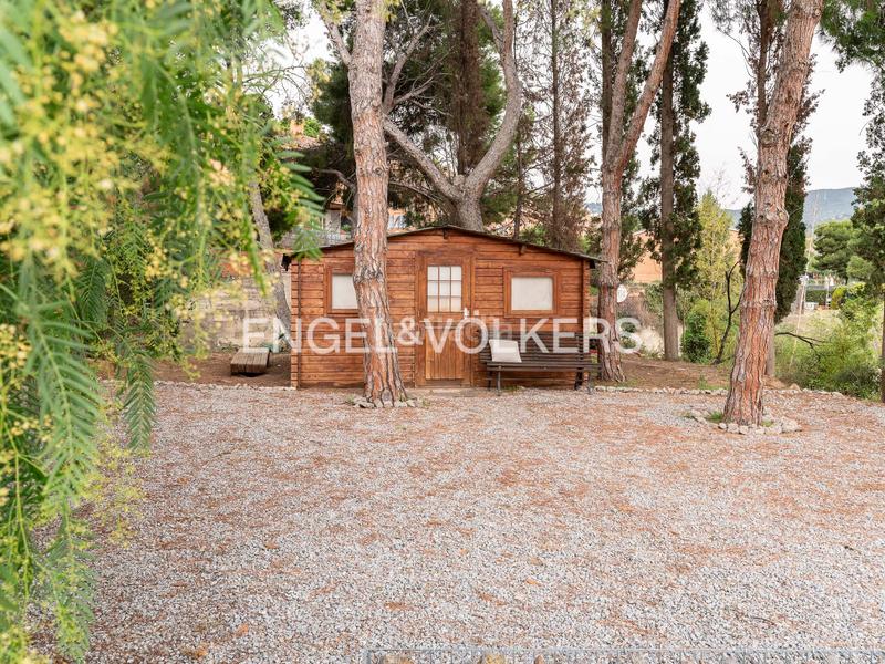 Foto 71559d48-007a-47ca-a6fa-ffdbaa7800dc. Casa amb calefacció aparcament piscina a Tiana