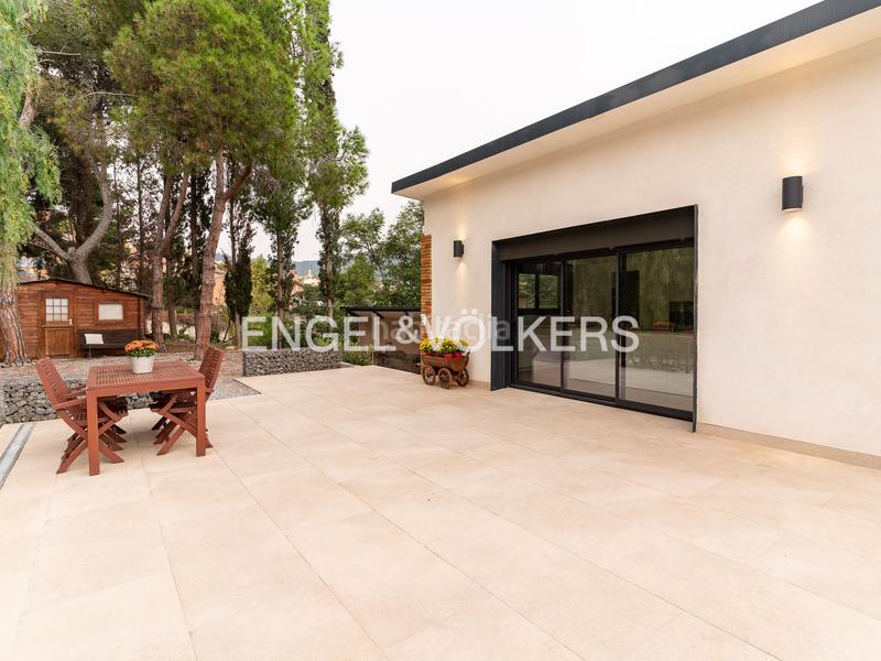 Foto 8e7354d2-9956-484e-b9c6-336a3df7f234. Casa amb calefacció aparcament piscina a Tiana