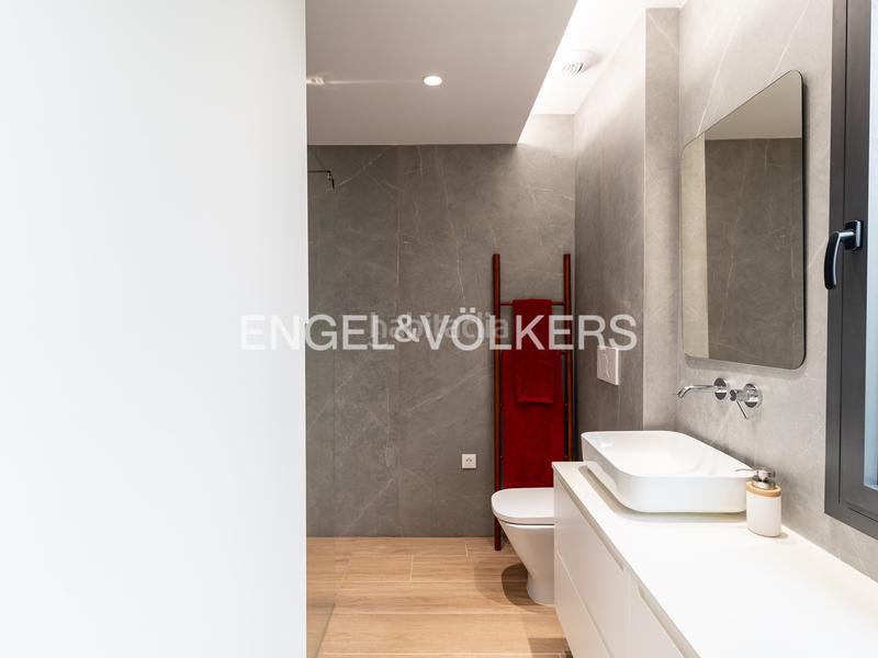 Foto e216c606-7791-4602-ab4d-ebcf42852c0b. Casa amb calefacció aparcament piscina a Tiana