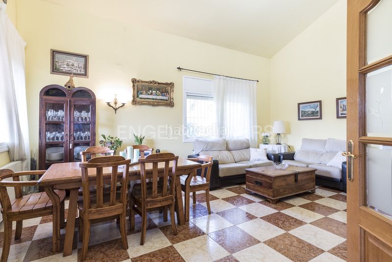 Foto e9bb3788-1f01-41c0-a5d8-f1112849fea1. Casa amb calefacció aparcament a Canyelles
