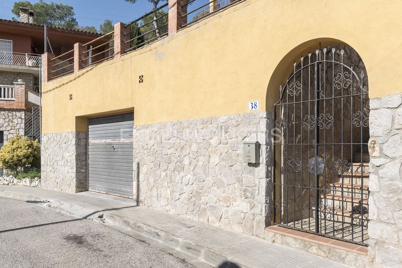 Foto fb0997cc-cb76-45e1-99db-b126dae89e72. Casa amb calefacció aparcament a Canyelles
