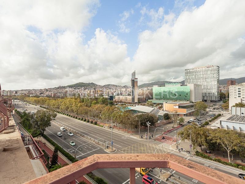 Foto 72a1a211-ae7b-4f1a-b303-4daa0239279c. Àtic amb calefacció aparcament piscina a Sant Andreu de Palomar Barcelona