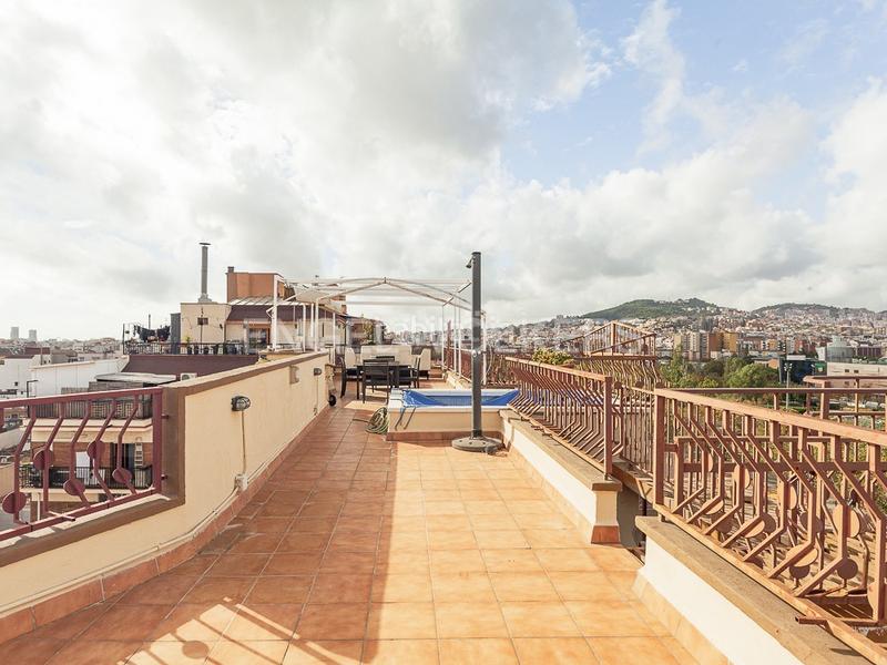 Foto d63a3cb0-d437-4d6a-9b72-5d1214d7a9f9. Àtic amb calefacció aparcament piscina a Sant Andreu de Palomar Barcelona