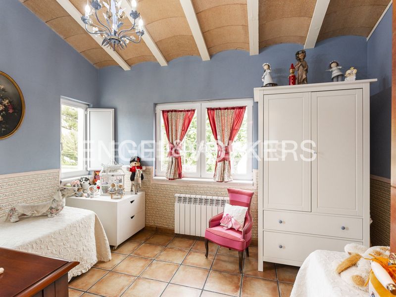 Foto facbf455-6d4b-4e59-919d-8d7e72183b90. Casa amb calefacció aparcament piscina a costa Cunit - els jardins - els rosers Cunit