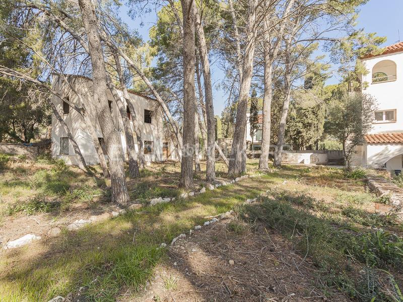 Foto 121ed40c-ce4a-43a4-8bf8-70b41d33c35a. Casa privilegiado solar en primera línea de mar en Torredembarra