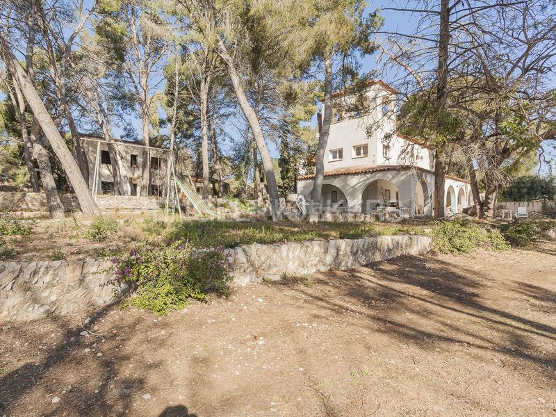 Foto 1db388c6-7c8a-447f-9c81-82d411715004. Casa privilegiado solar en primera línea de mar en Torredembarra