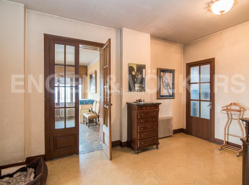 Foto 0a7b3833-f329-4651-8eb6-b77dcdc760ec. Haus mit heizung parking pool in Papiol (El)