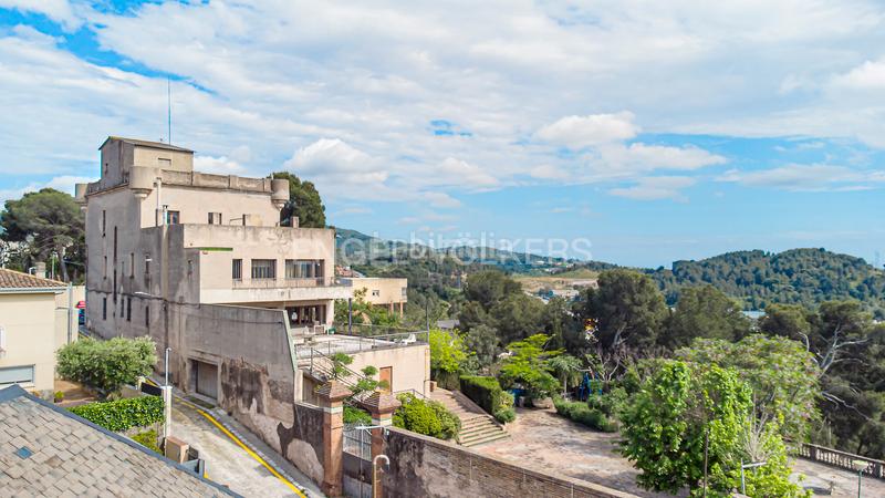 Foto 8fce2af5-3b23-4a07-aa3f-7bc8addb3086. Haus mit heizung parking pool in Papiol (El)