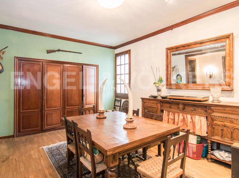 Foto a3e4440c-55db-47c8-803c-77025a2d602a. Haus mit heizung parking pool in Papiol (El)