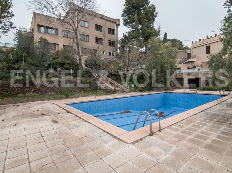 Foto b4442817-8014-4a55-a76b-36217269449b. Haus mit heizung parking pool in Papiol (El)