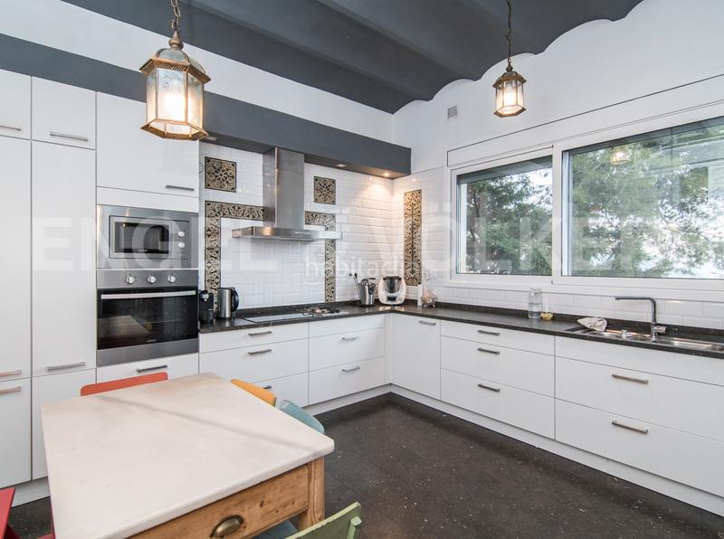 Foto ebb6b566-d9fa-4400-90fa-7212898adb3b. Haus mit heizung parking pool in Papiol (El)