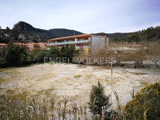 Residential Plot in Torrelles de Llobregat. Terreno en torrelles listo para tener tu negocio y tu casa