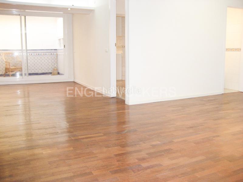 Foto ba42c406-0c32-4545-ab56-cbc337237756. Appartement mit heizung parking in Centre Sant Joan Despí