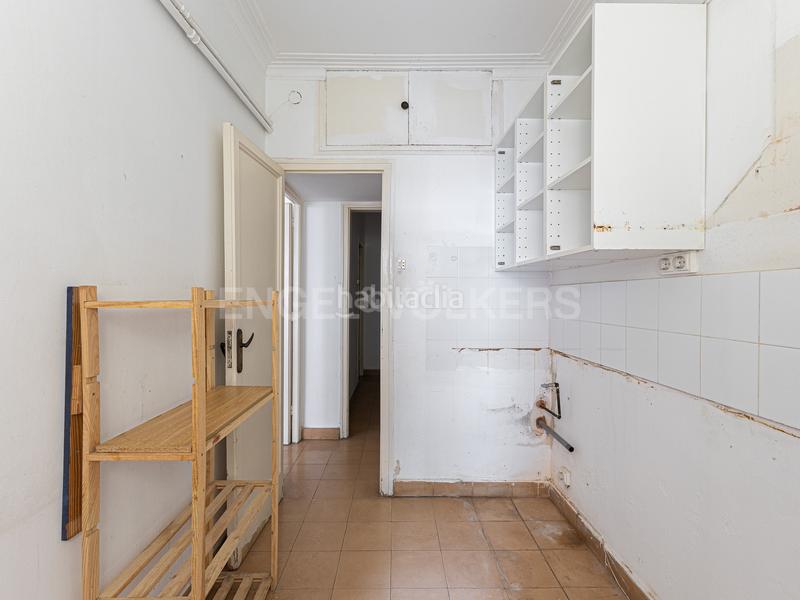 Foto 45dd22b2-8ed2-4a2d-a4e7-af725e6f29a3. Apartament amb calefacció a La Nova Esquerra de l´Eixample Barcelona