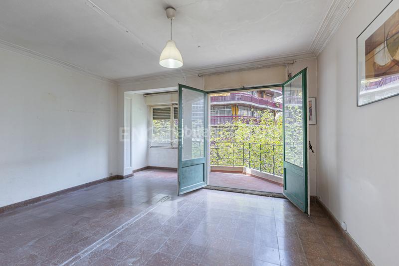 Foto 5d8411d3-23bb-41eb-91f0-fbcf0929d091. Apartament amb calefacció a La Nova Esquerra de l´Eixample Barcelona