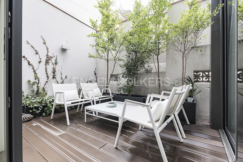 Foto 135b8e66-a6a7-4c1a-97c8-baee65d197ed. Lloguer apartament amb calefacció aparcament a Dreta de l´Eixample Barcelona